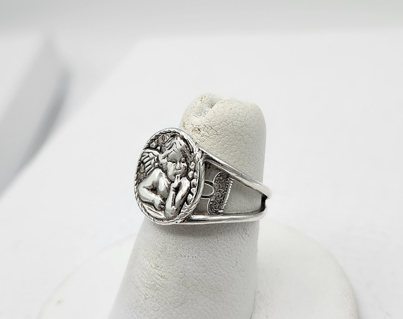 Designer Vintage Shube’s Dakota West Sterling Silver Cherub Angel Ring Size 5