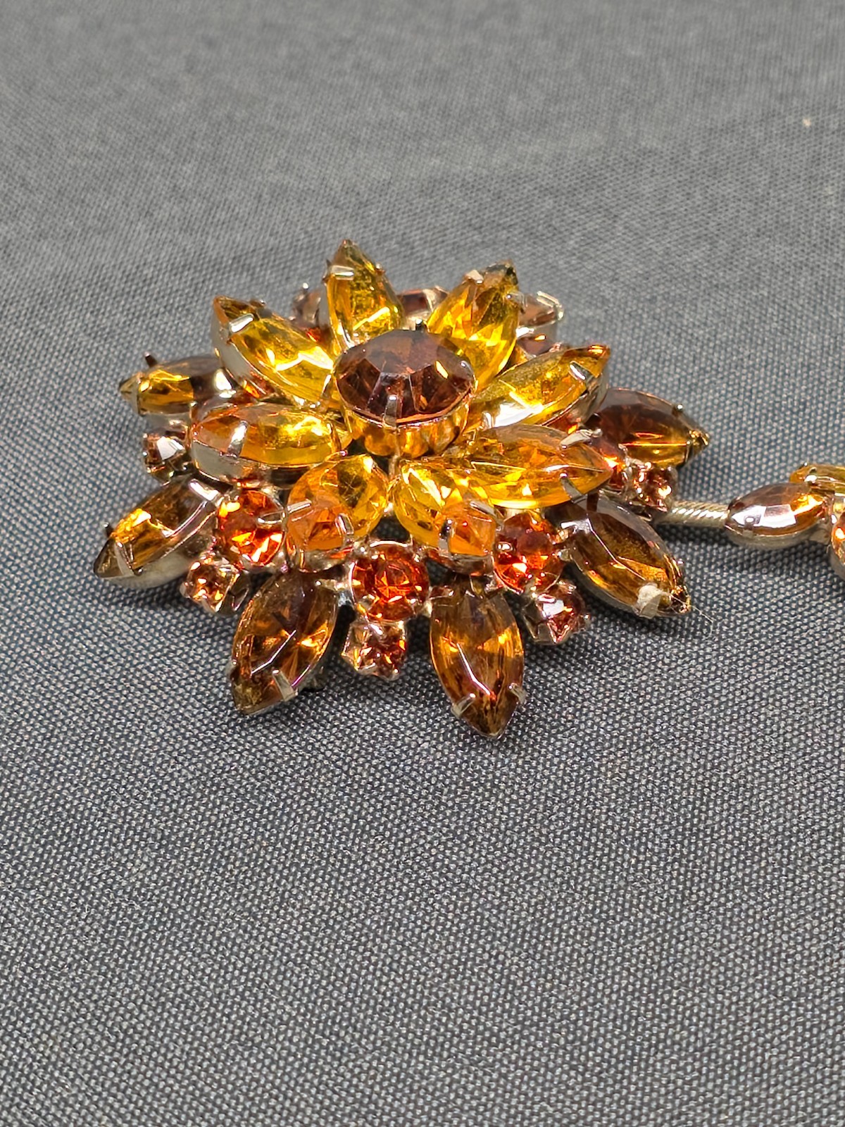 Vtg Tiered Amber Topaz Rhinestone Flower Brooch 4.25″ Large Stem Pin Foil Back