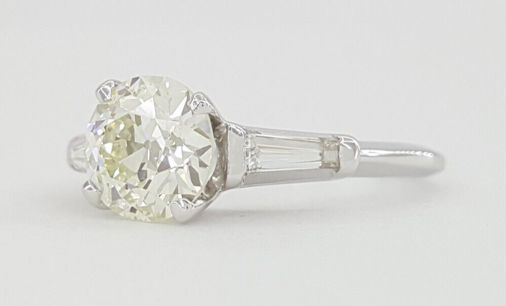 Antique Old European Cut Diamond 3-Stone Engagement Ring GIA 2.19 ct Platinum