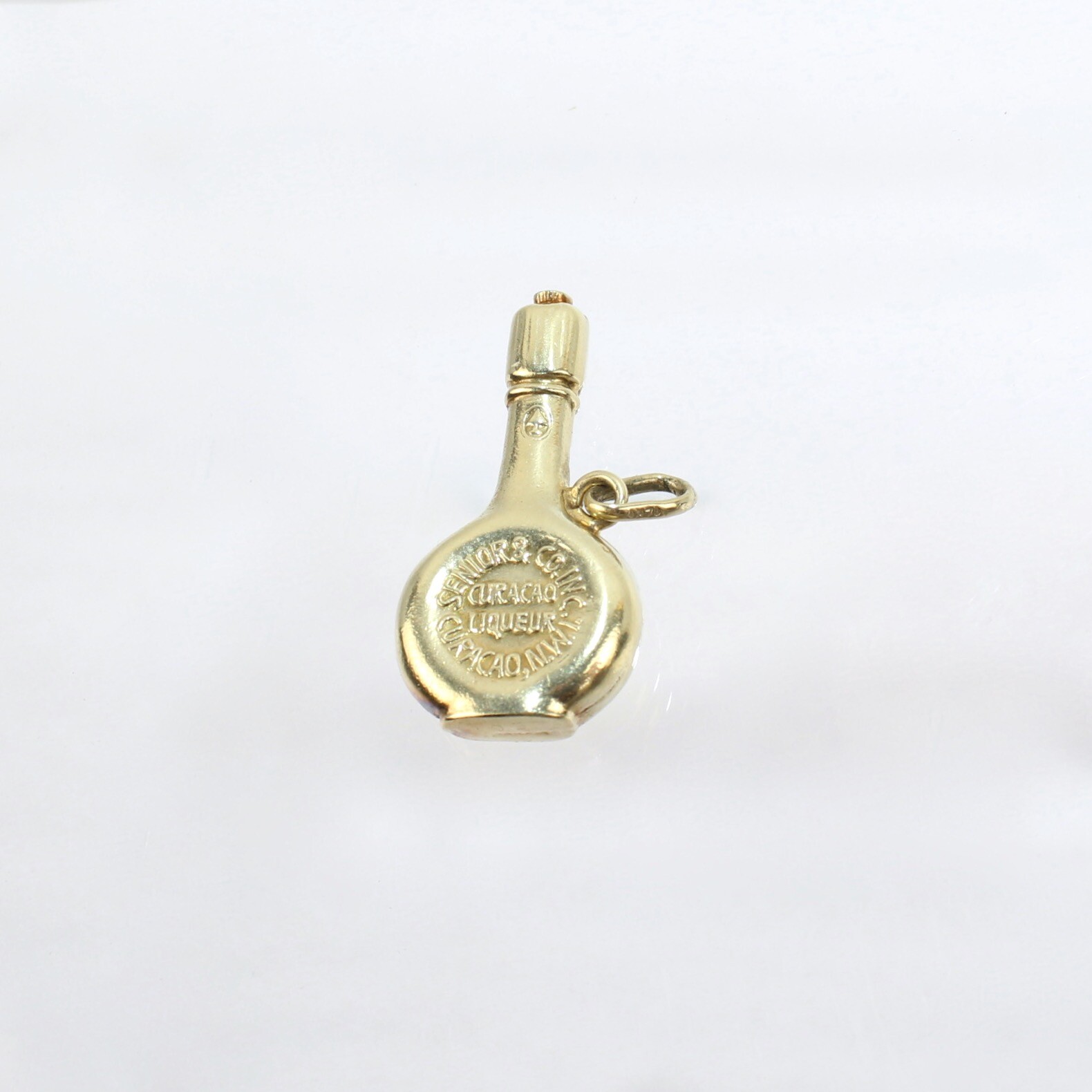 Vintage Enameled 18K Gold Charm of Curaçao Liqueur Bottle for a Bracelet – VR