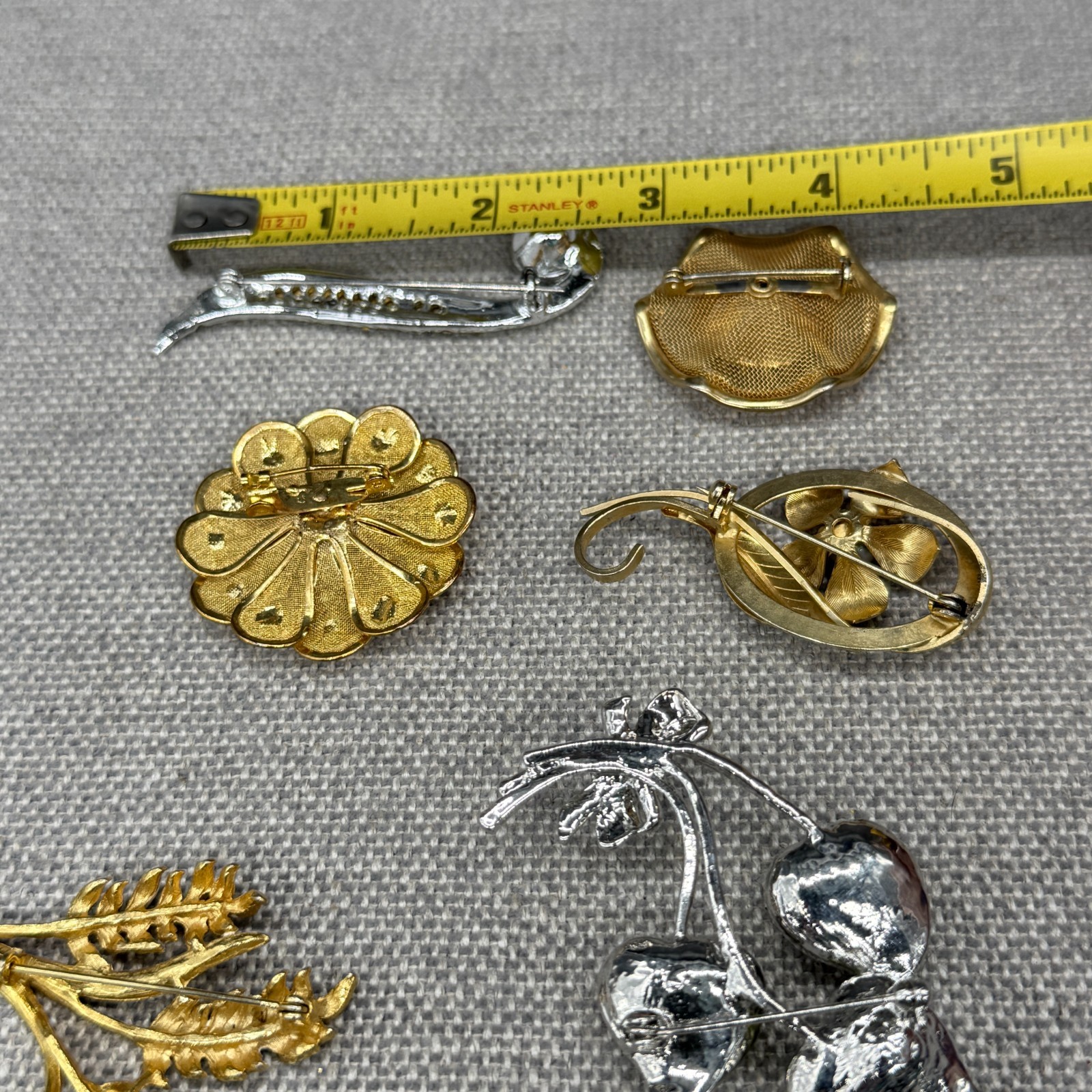 Vintage Brooch Lot 6 Brooches Flowers Leaves Rhinestones Enamel