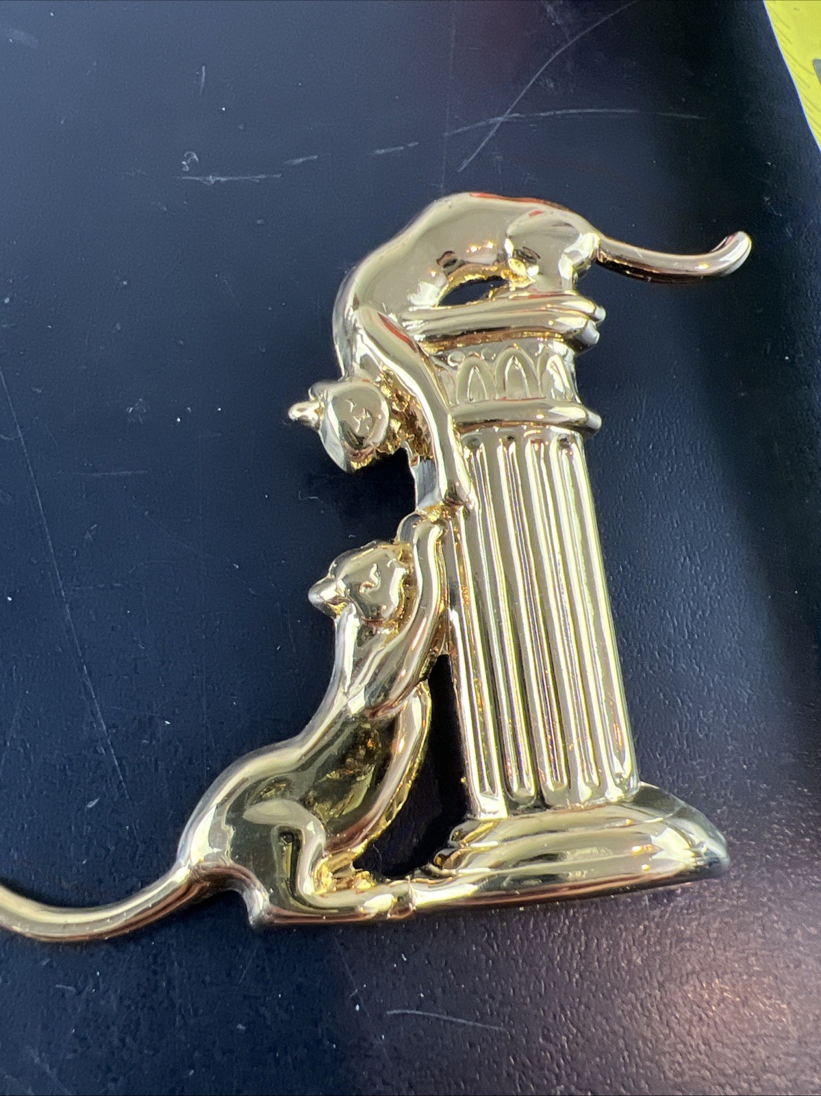 VTG Two Cats On A Column Whimsical Gold-Tone 2 1/2” Pin Brooch Granny Core