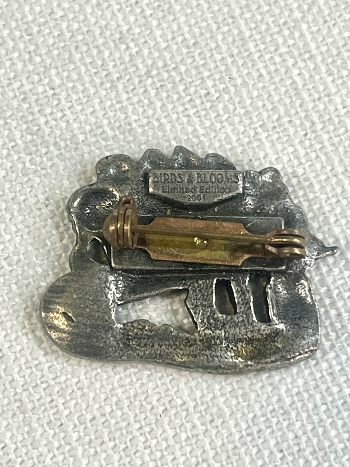 Vintage 2001 Birds & Blooms Limited Edition Pewter Garden Wheelbarrow Brooch Pin