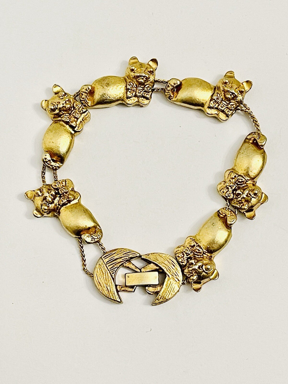 Vintage Gold Tone Cat Kitten Cuddling Slide Charm Bracelet