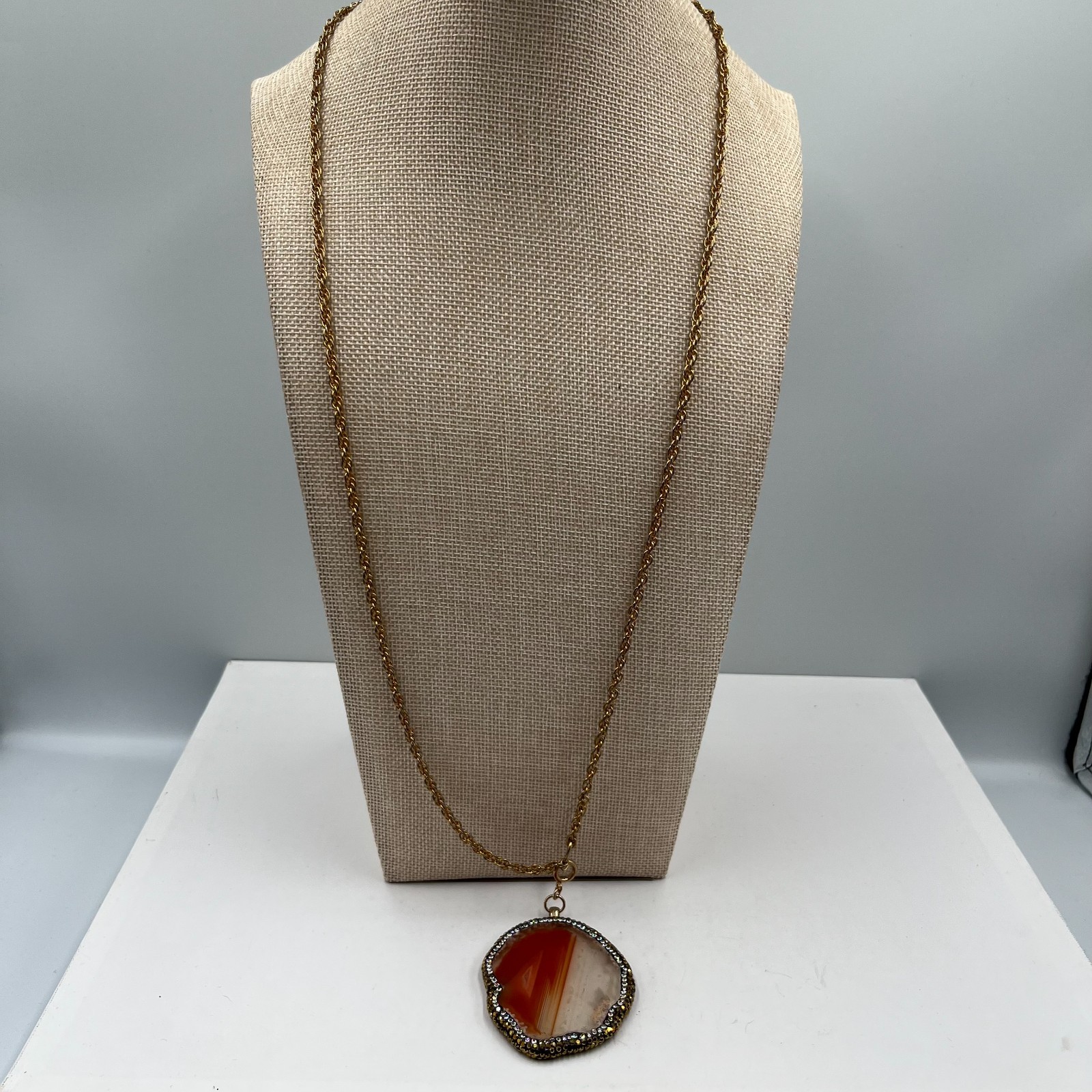 Vintage Banded Agate Slice Pendant Necklace Gold Tone Orange White Geode Boho
