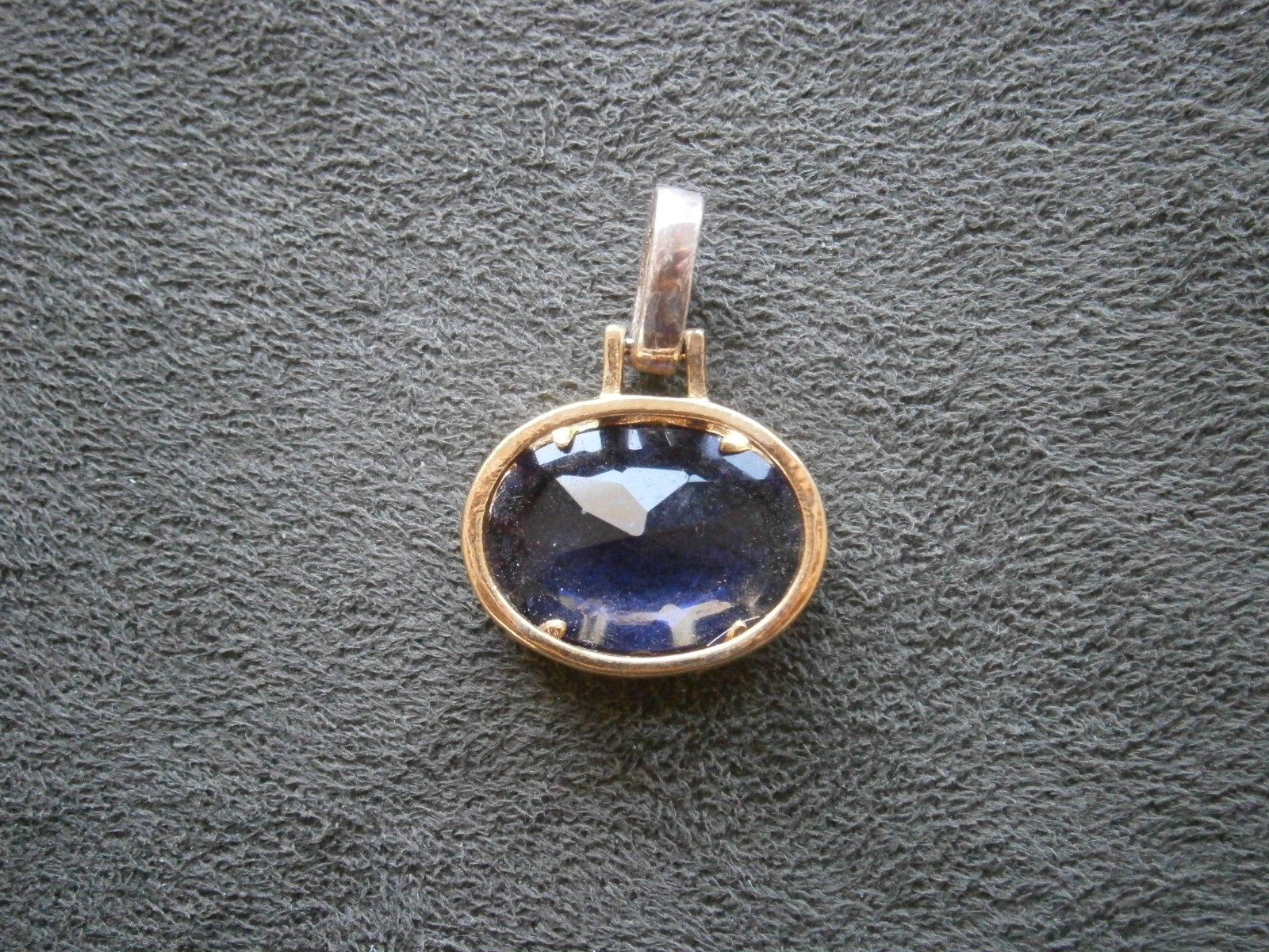 Purple Faceted Stone & Crystal Goldtone Silvertone Pendant 4.7g