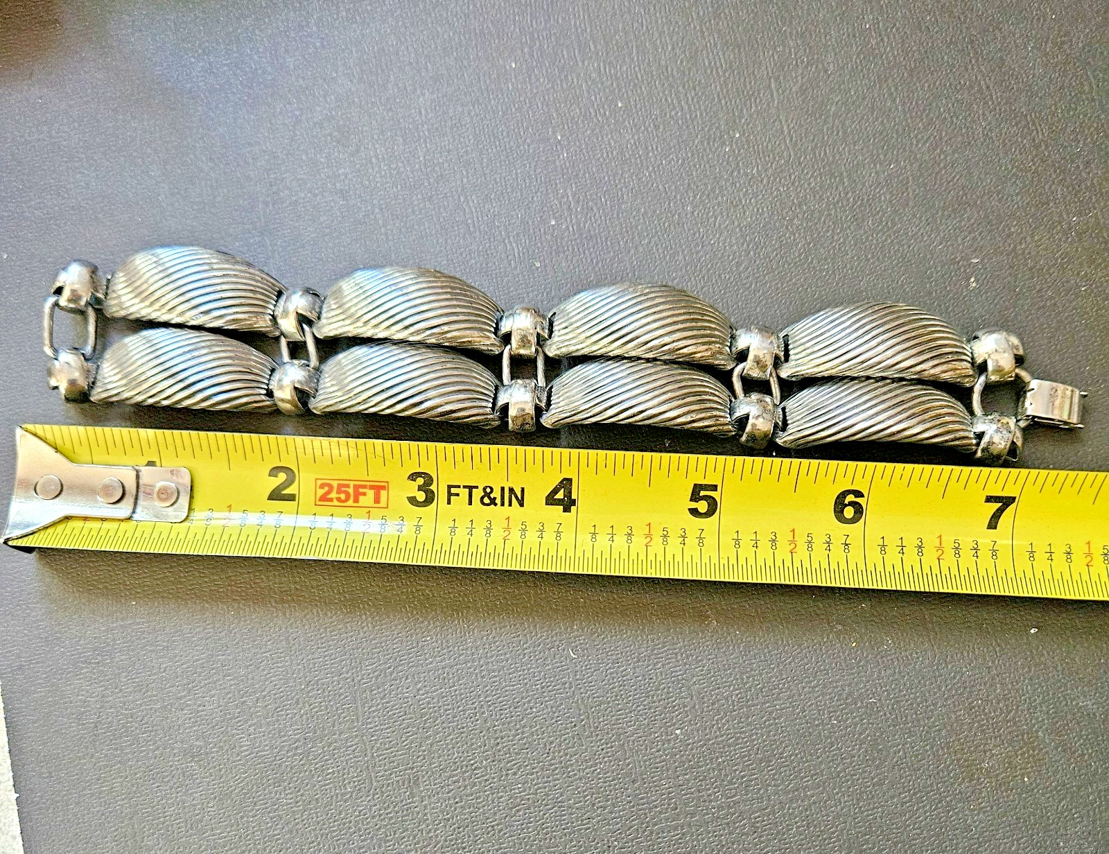 Napier Vintage Bracelet Textured Swirled Ribs Dbl Folded Panels Silverplated 7.5
