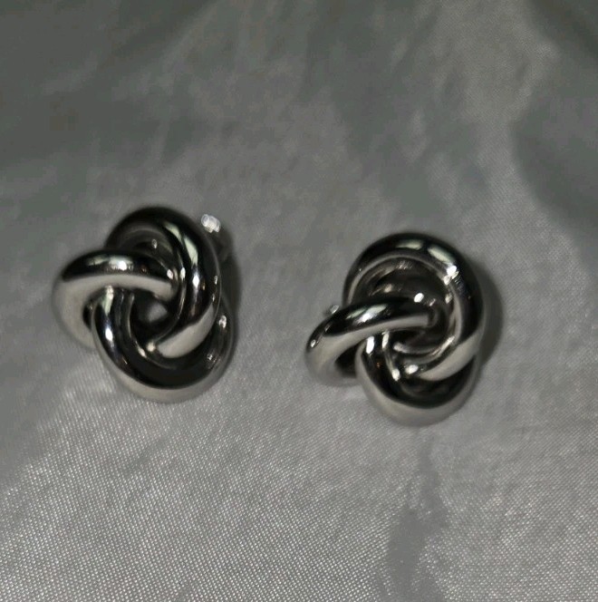 Vintage Knotted Screw Back Earrings 1960’s Hollywood Glam