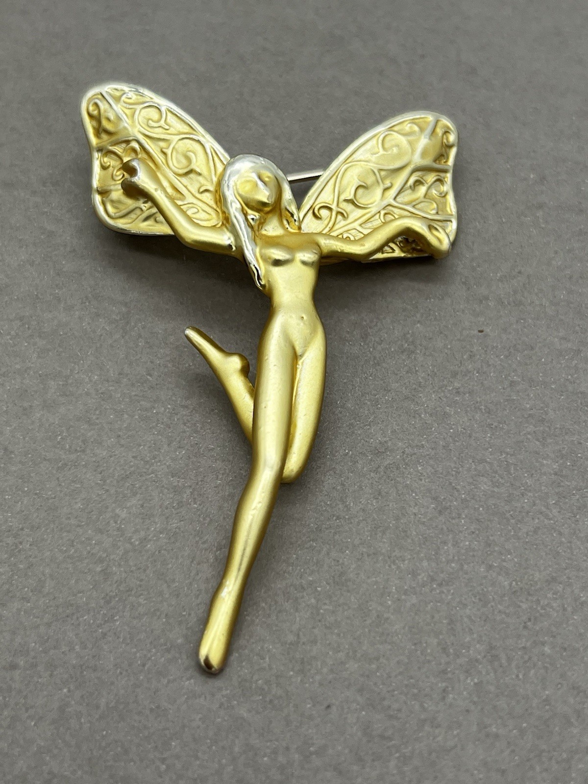 Vintage Fairy Brooch Matte Gold Tone Pixie Pin Whimsical Fantasy Jewelry