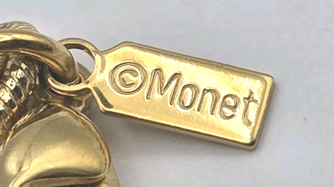 Vintage Monet Gold Tone Spiga Wheat Chain Necklace Signed Textured
