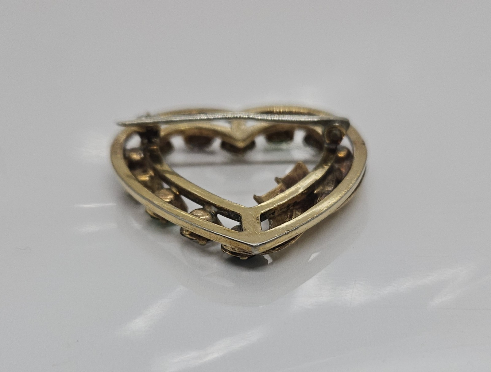 Vintage 1/20 12K GF Gold Filled Heart Pin Rhinestones 1 1/4″