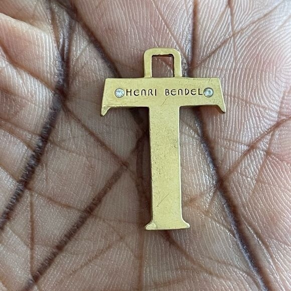 Henri Bendel Designer Signed Vintage Gold Toned Pendant