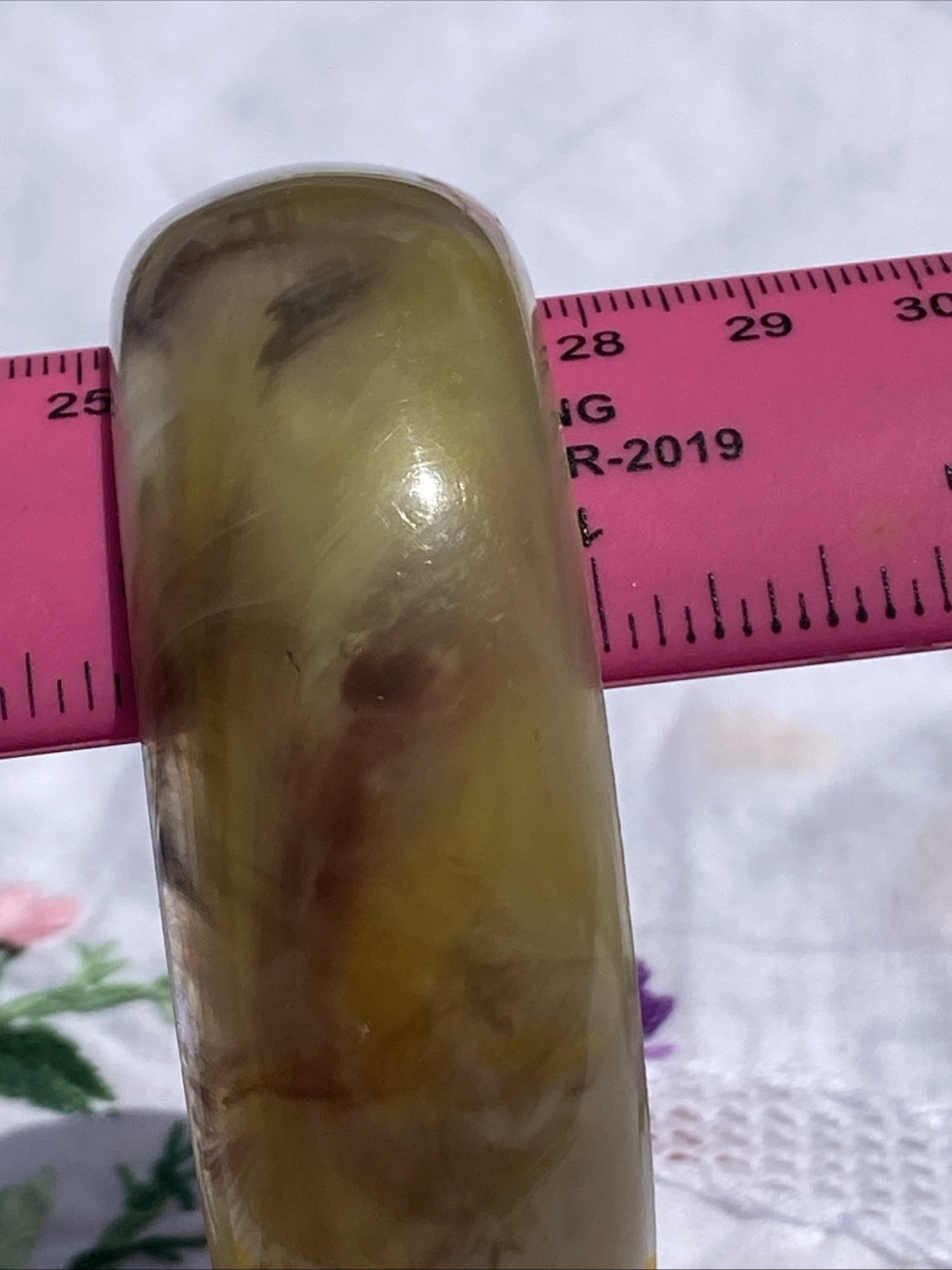 OLD HARD PLASTIC SEAM MUTED MARBLIZED SHADES OF EARTHTONES GLOW BANGLE BRACELET