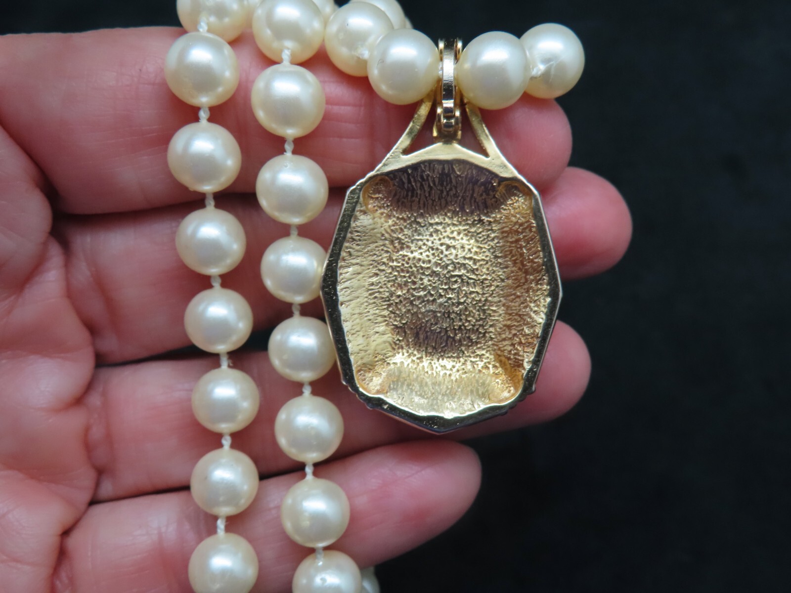 Vintage 1980’s Faux Pearl Necklace w/Faux Pearl & Rhinestone Slide