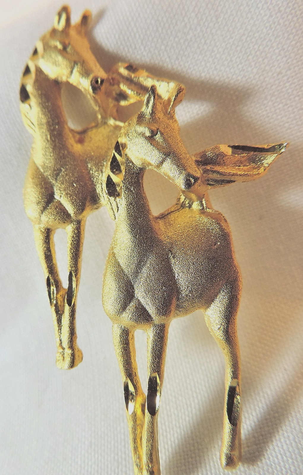 Vintage Gold Tone Brushed Metal Horses Scatter Pin Equestrian