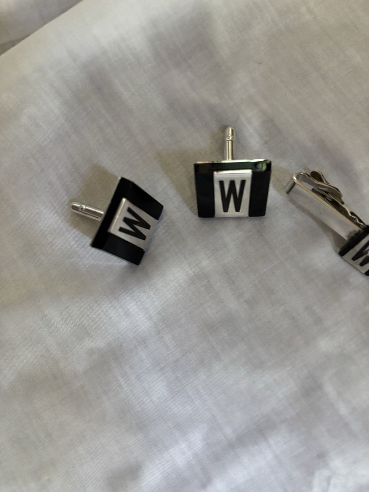 Vintage SWANK Cuff Links Tie Clip “W” Set Initial Silvertone Black Signed