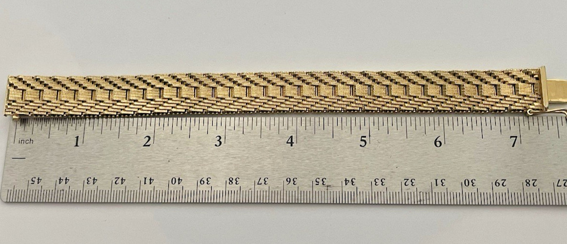 Vtg Monet Gold Tone Thick Mesh Link Bracelet 7″ long & 5/8″ wide w/Safety Latch