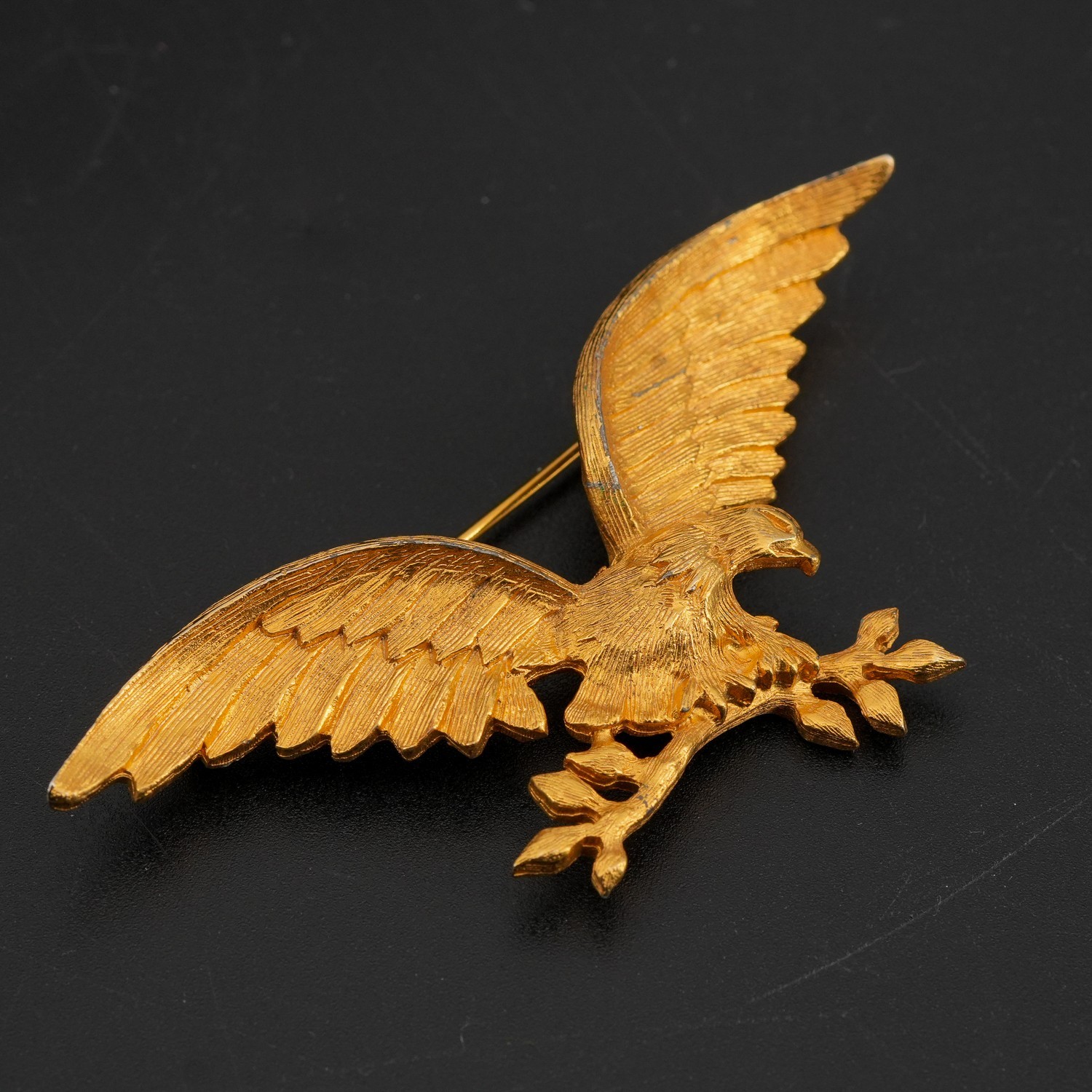 Vintage Americana Spread Wing Eagle Brooch Gold Tone Vans Authentics 3.3in