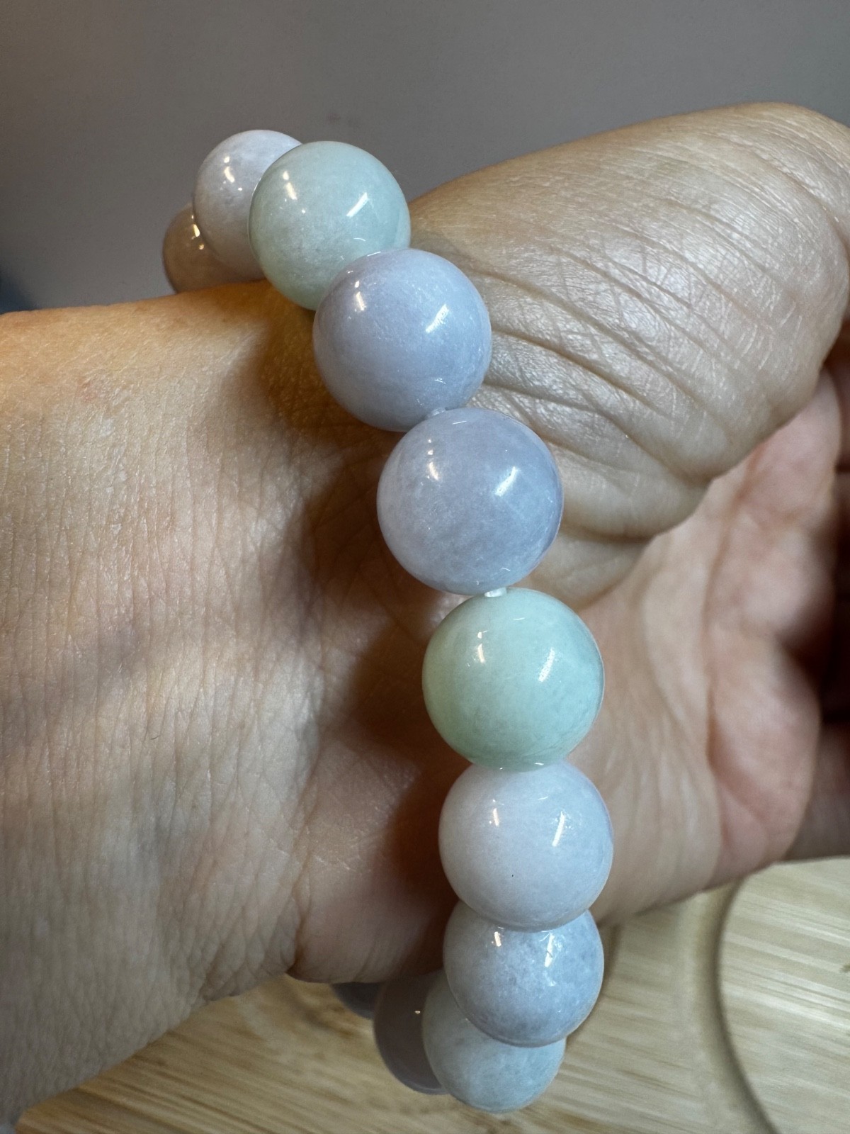 Natural Burmese A-Grade Jade jadeite beads bracelet 10-11mm new in box free ship