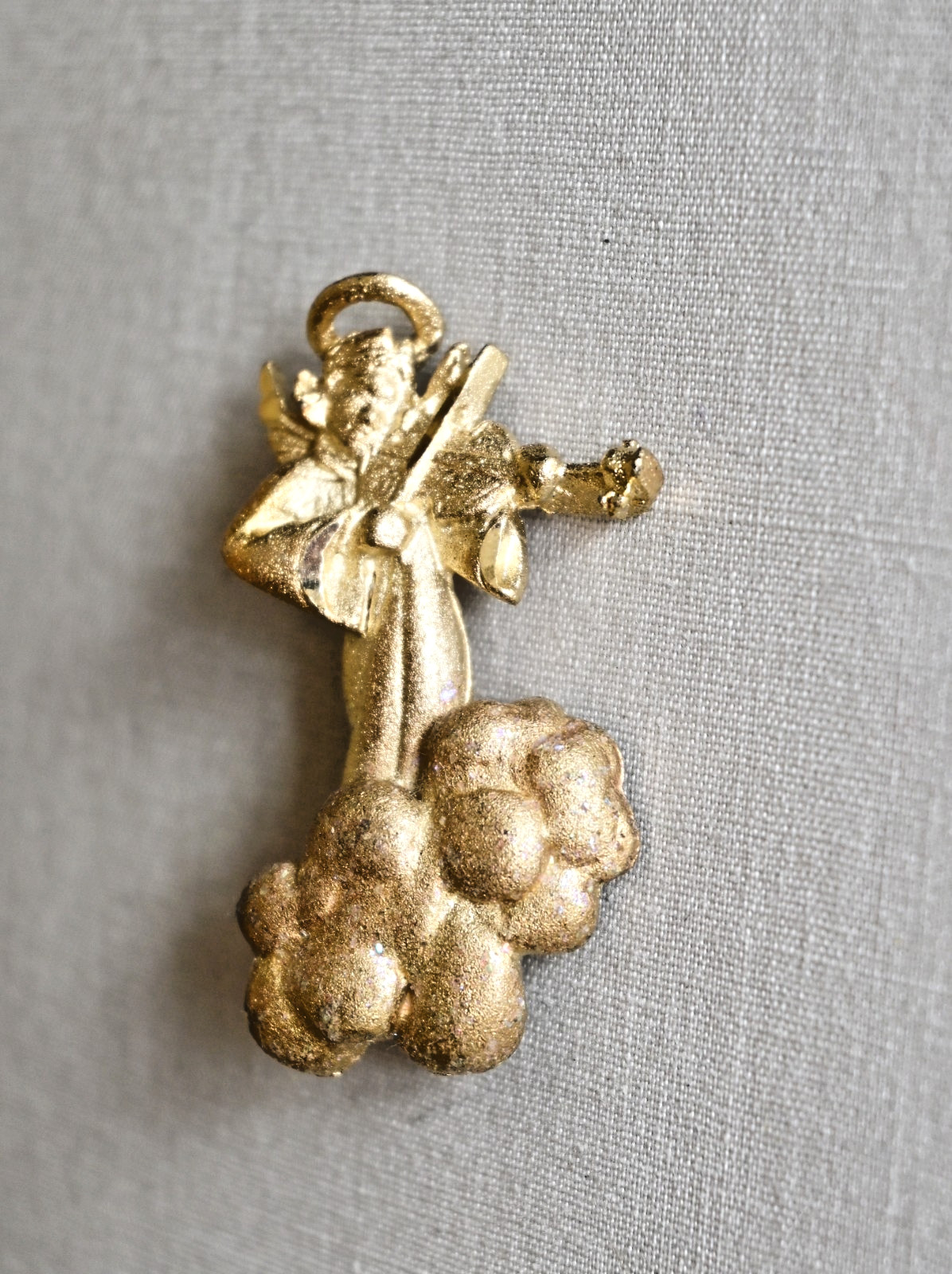 Vintage Guardian Angel Playing Violin on a Sparkly Cloud in Heaven Brooch Pin