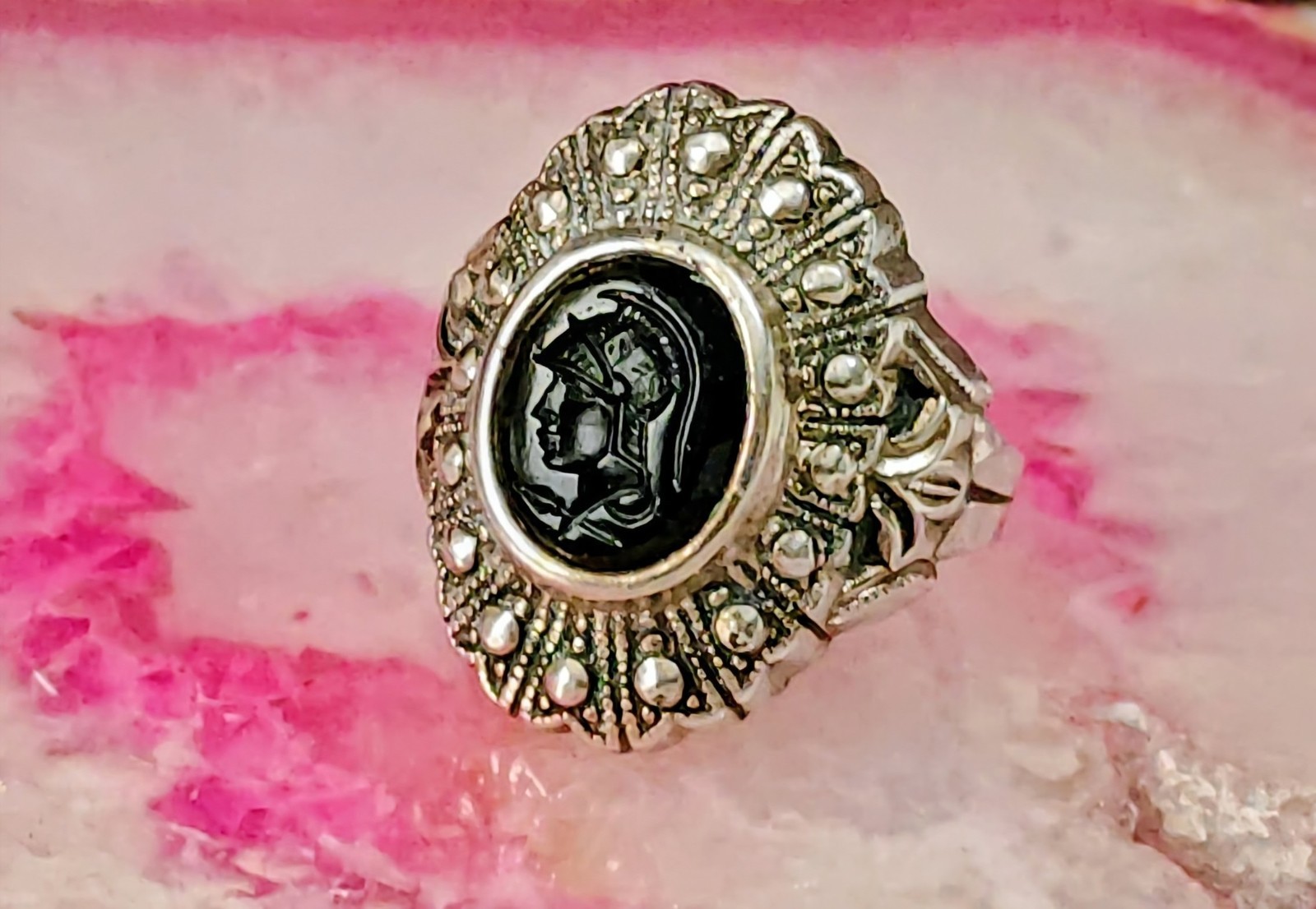 Vintage Art Deco Nouveau Black Onyx Spartan Silver Unmarked Ring Size 5
