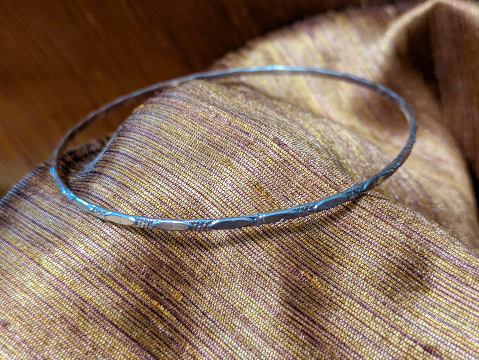 Vintage 90s Clubbing Daily Wear Silver Tone 3 Thin Bracelets 2.75 in. diameter