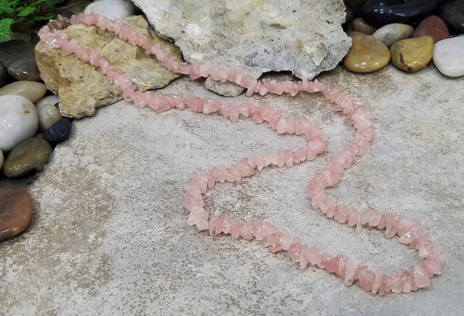Vintage Genuine Rose Quartz Nugget Continuous Loop 32″ Necklace