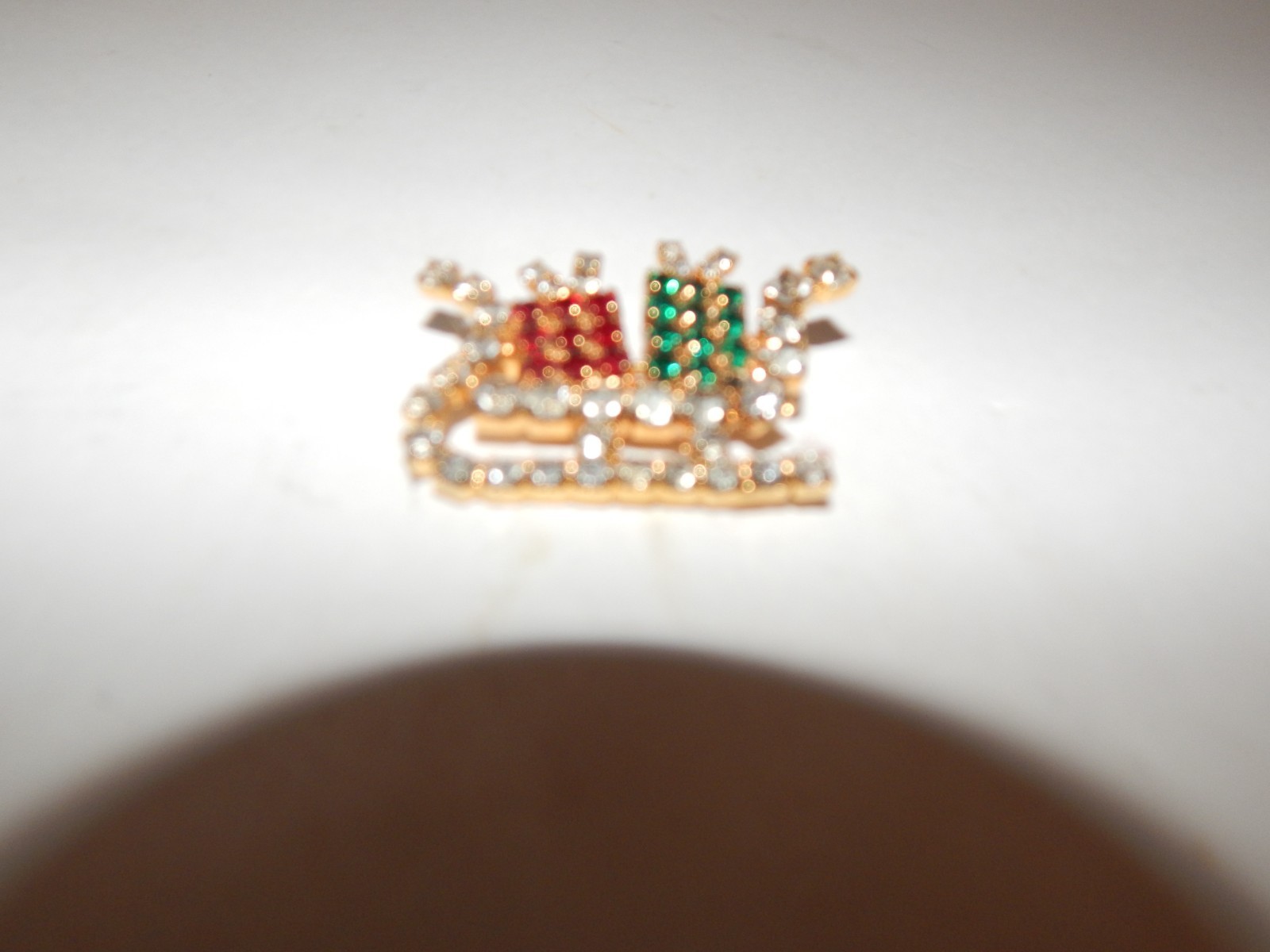Vintage Gold Tone Green Red Rhinestone Present Holiday Sleigh Pin Brooch