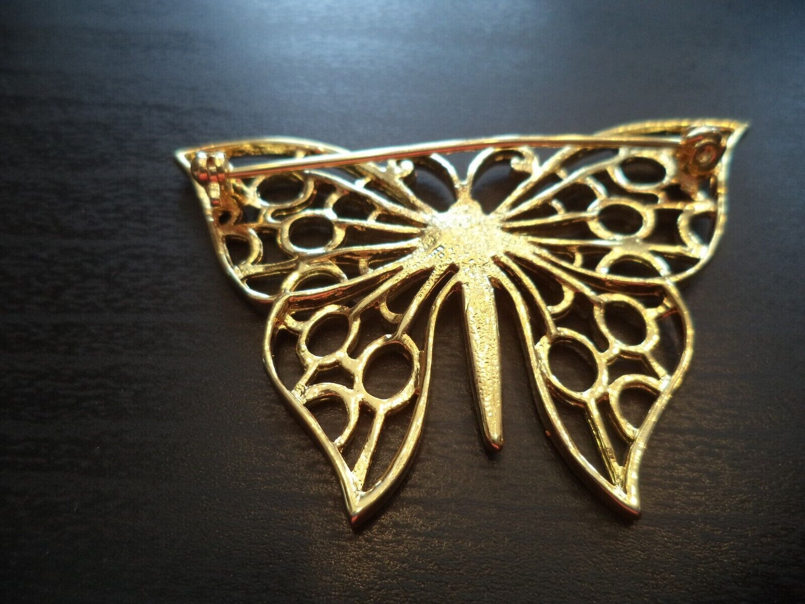 HIGH END *RARE* AMAZINGLY GORGEOUS VINTAGE LARGE BUTTERFLY BROOCH 2 3/8 INCHES!!