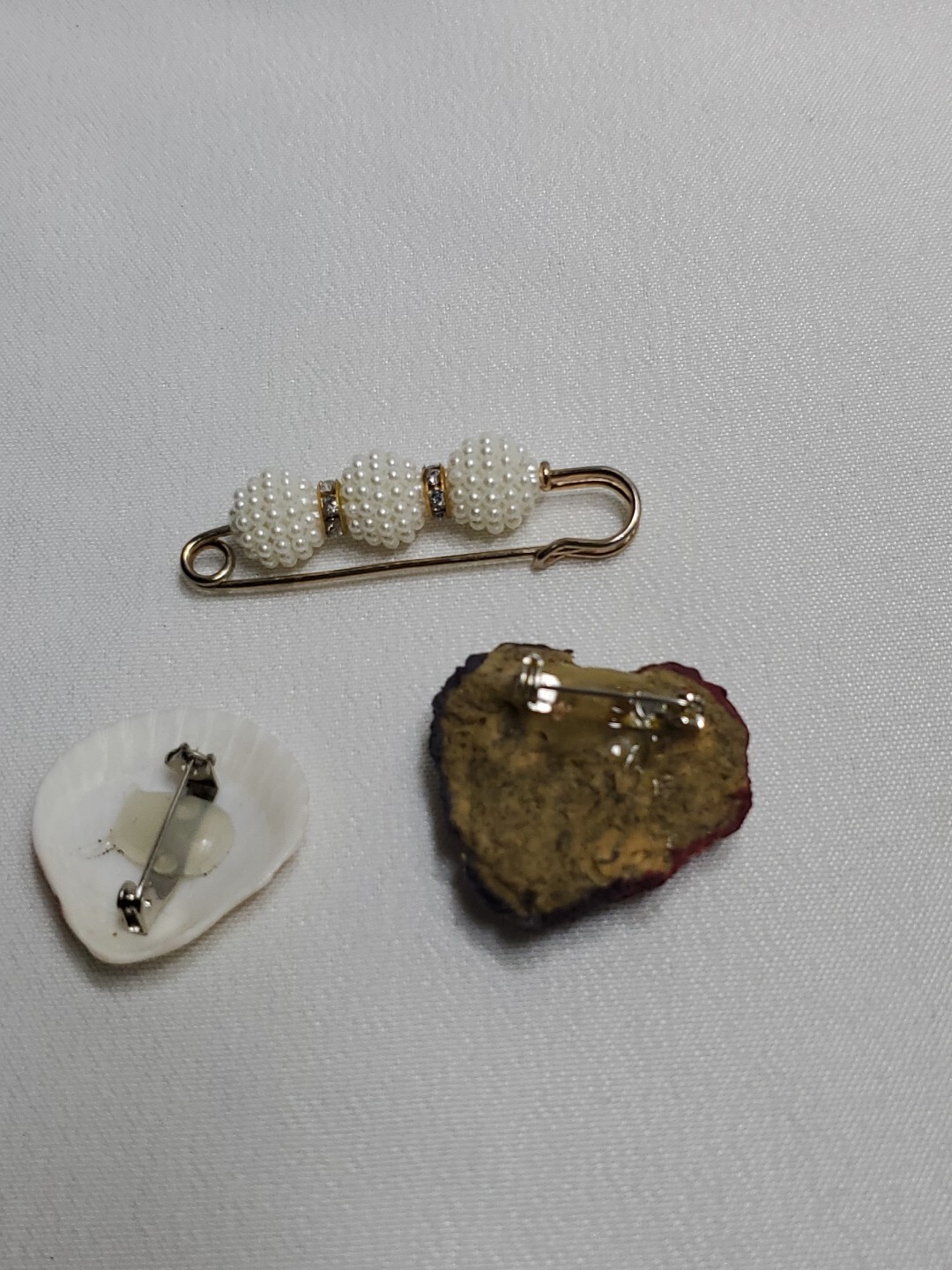 Lot of 3 Pins Brooches Shell Safty Pin Heart