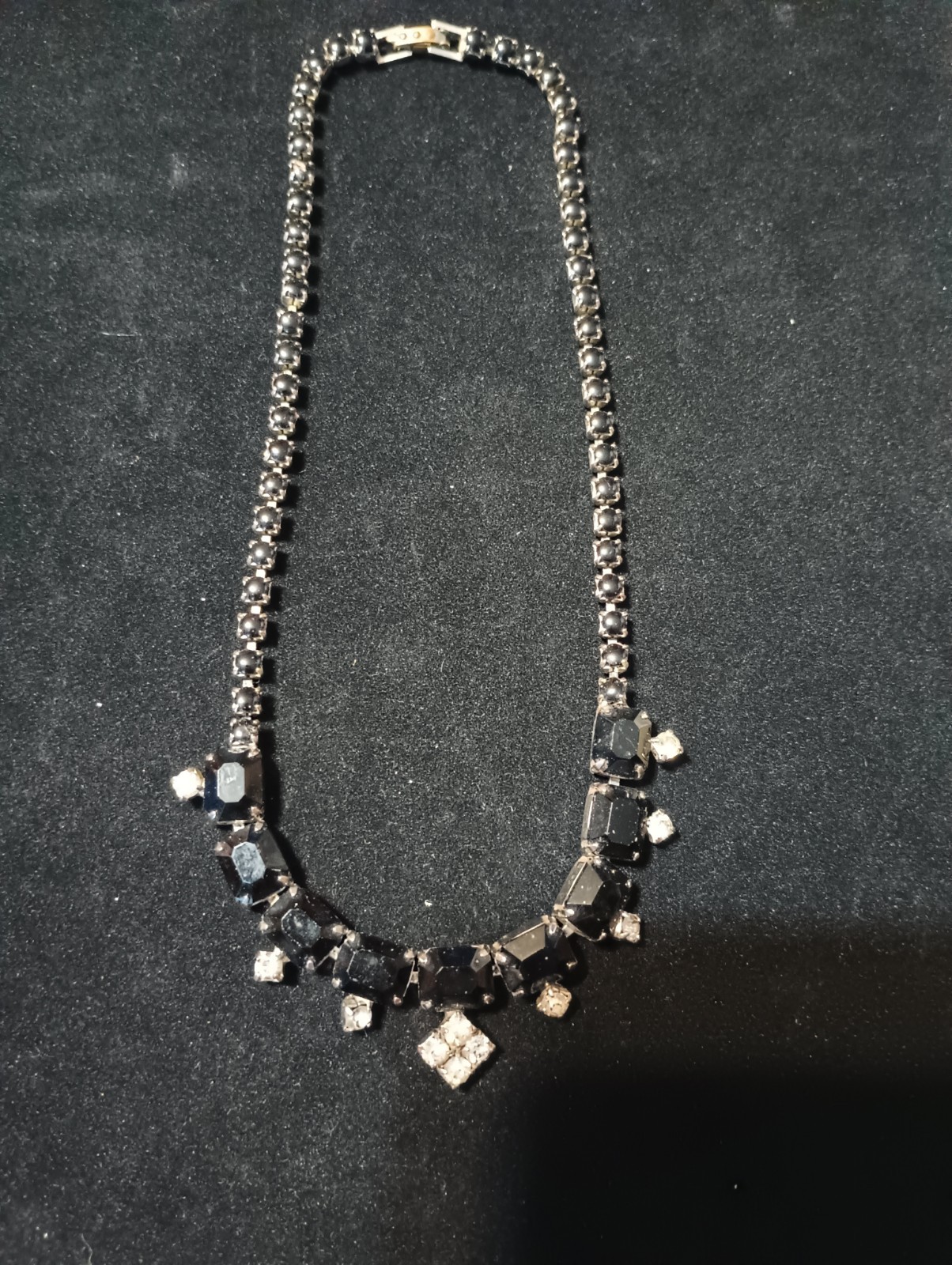 Vintage Choker Necklace. Black & Clear Rhinestones. *Note