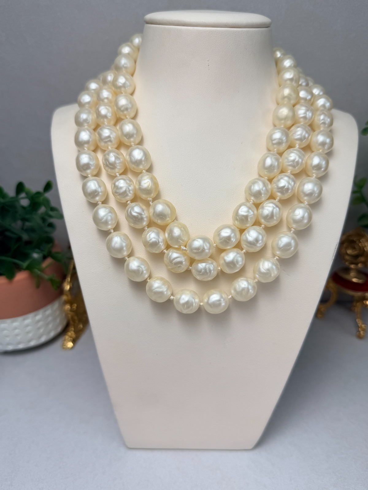 Vintage 3 Strand Baroque Faux Pearl Necklace Classic Elegant Bridal Style