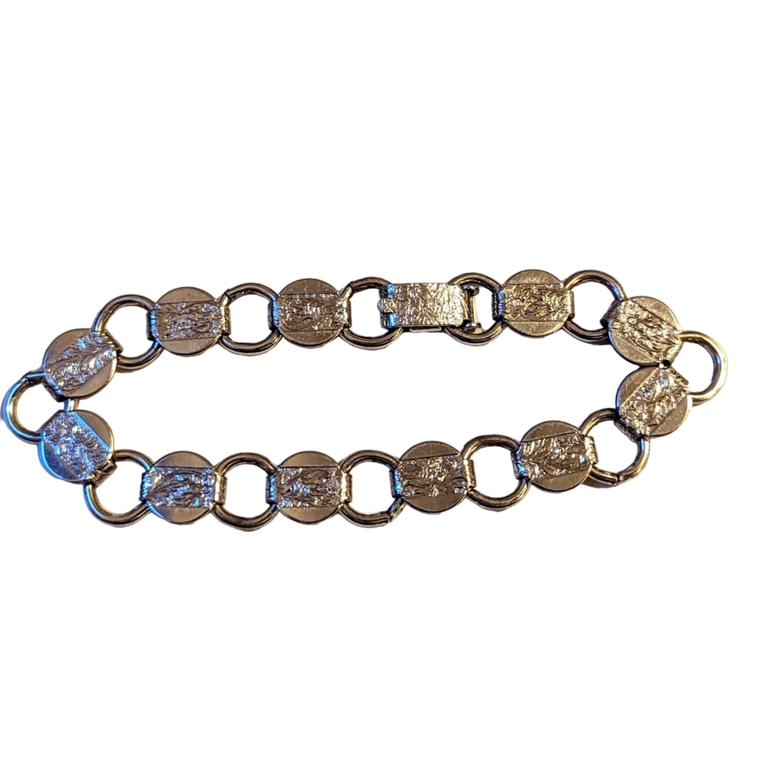 Vintage Sarah Coventry Silver Tone Chain Link Embossed Floral Coin Disc Bracelet