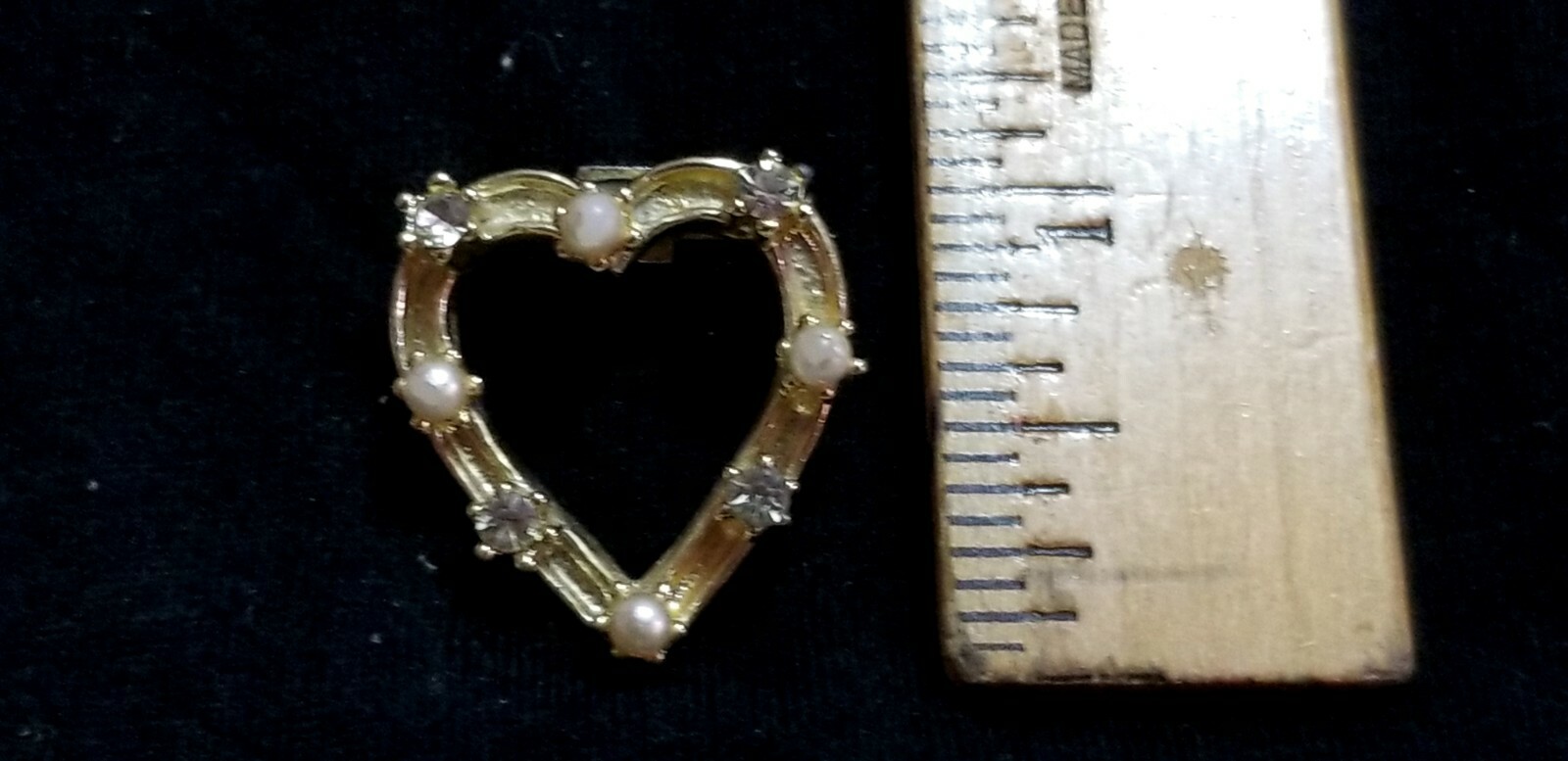 Vtg LOT OF 4 Costume Brooches SHIP DAISY HEART Rhinestones Enamel EUC FAB A8