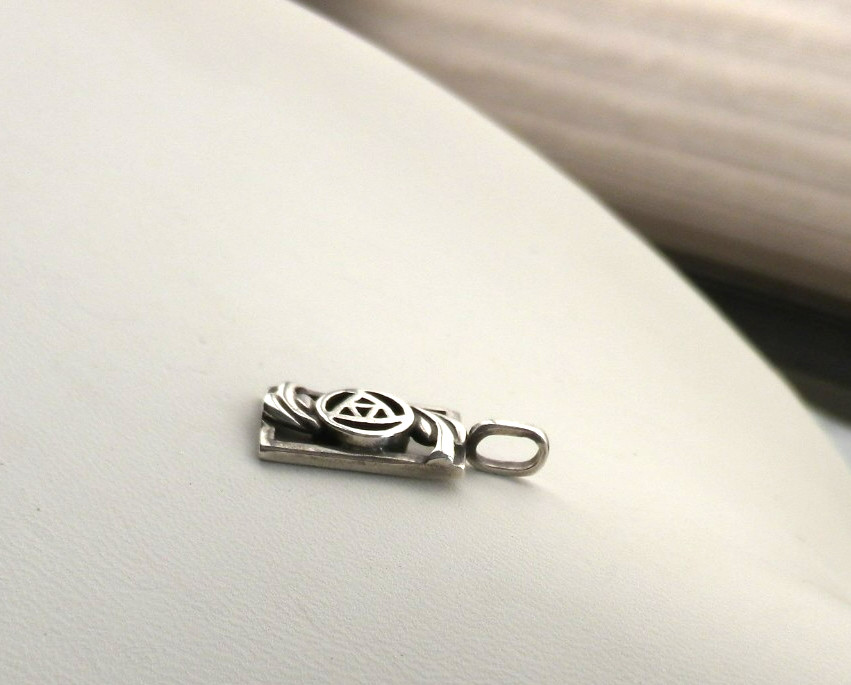 Vintage Small 925 Sterling Silver Celtic Knot Pendant by KH Kit Heath