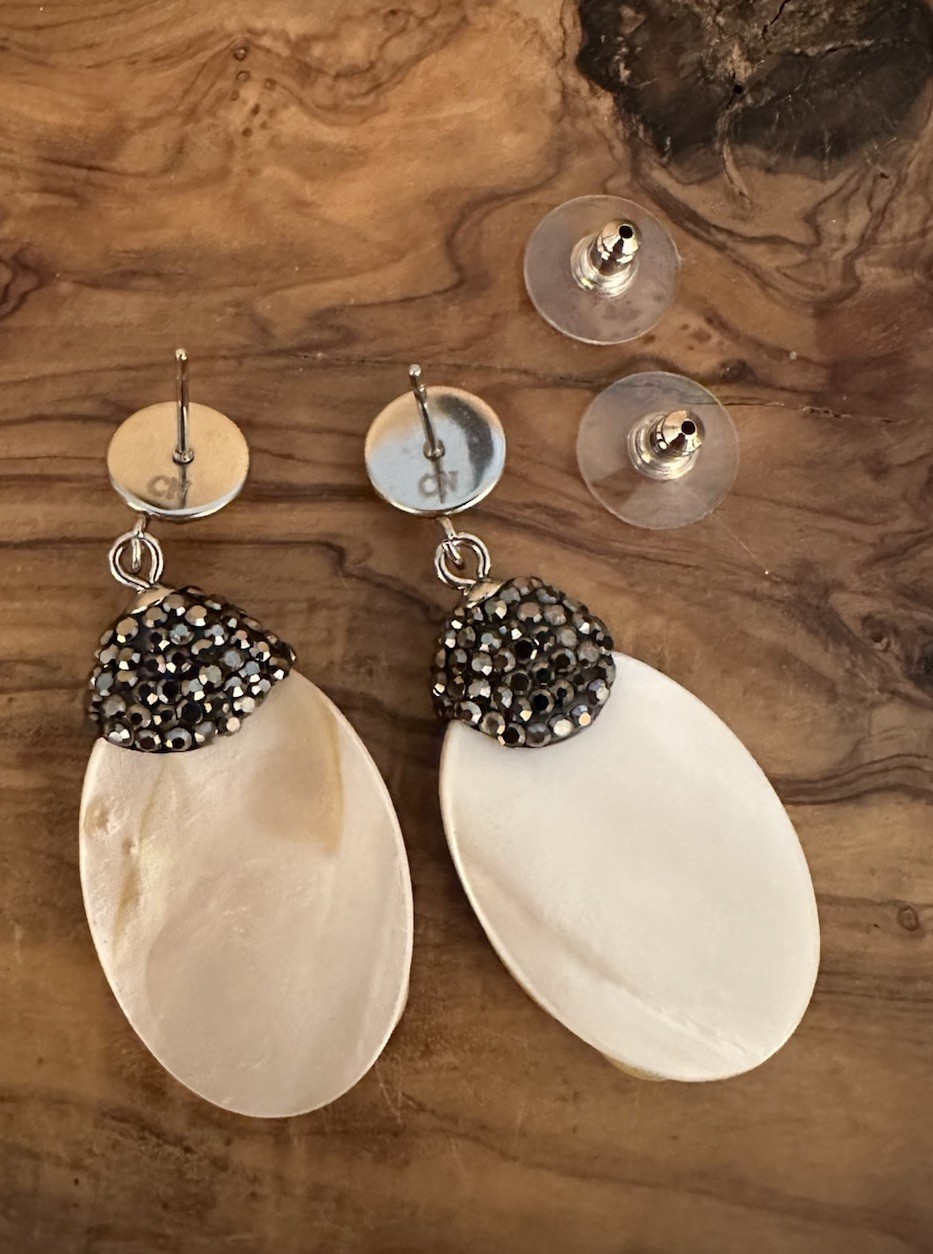Fashion Earrings Black Pave Rhinestone Oval Amber Brown White Acrylic Boho Chic