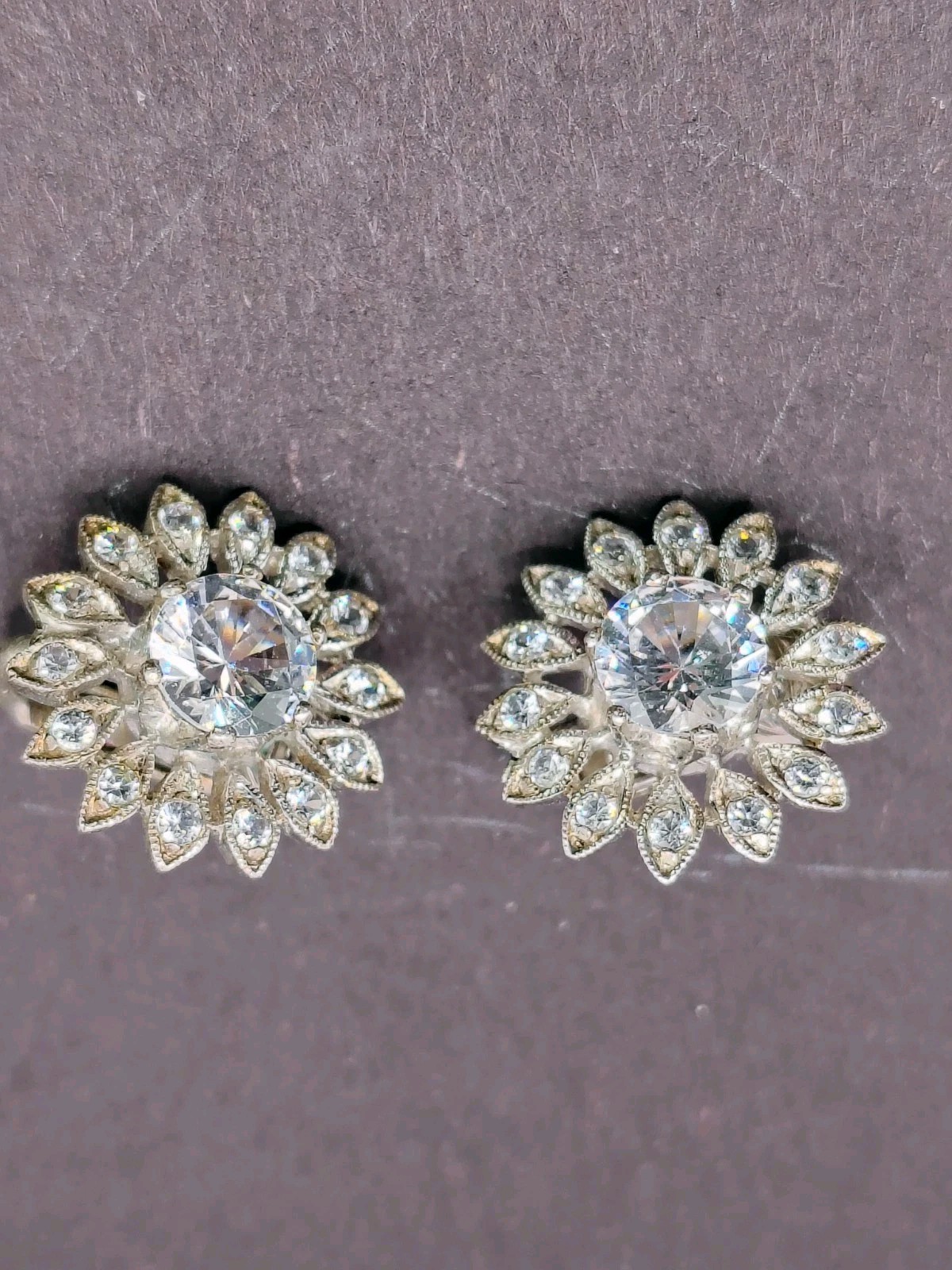 E527 Topaz/Crystal Starburst Clip On Earrings Marquise Halo Silver Tone Vintage