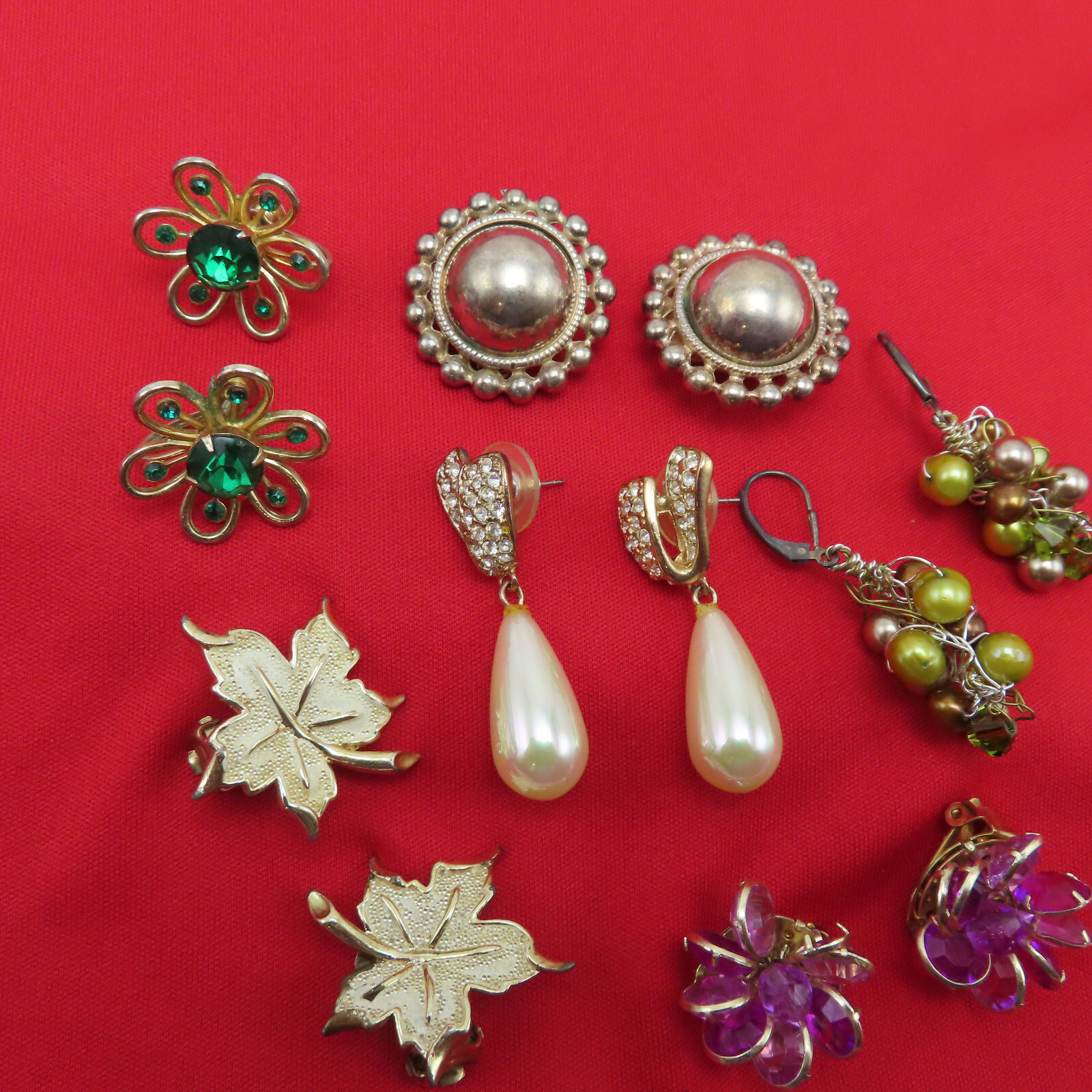 6 Pair Earrings Vintage Signed Purple Green Rhinestone White Leaf Pearl Lot 84c