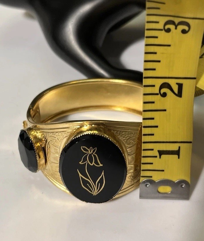 Vtg Victorian Morning Revival Gold Tone Etched Flower Motif Wide Hinged Bracelet