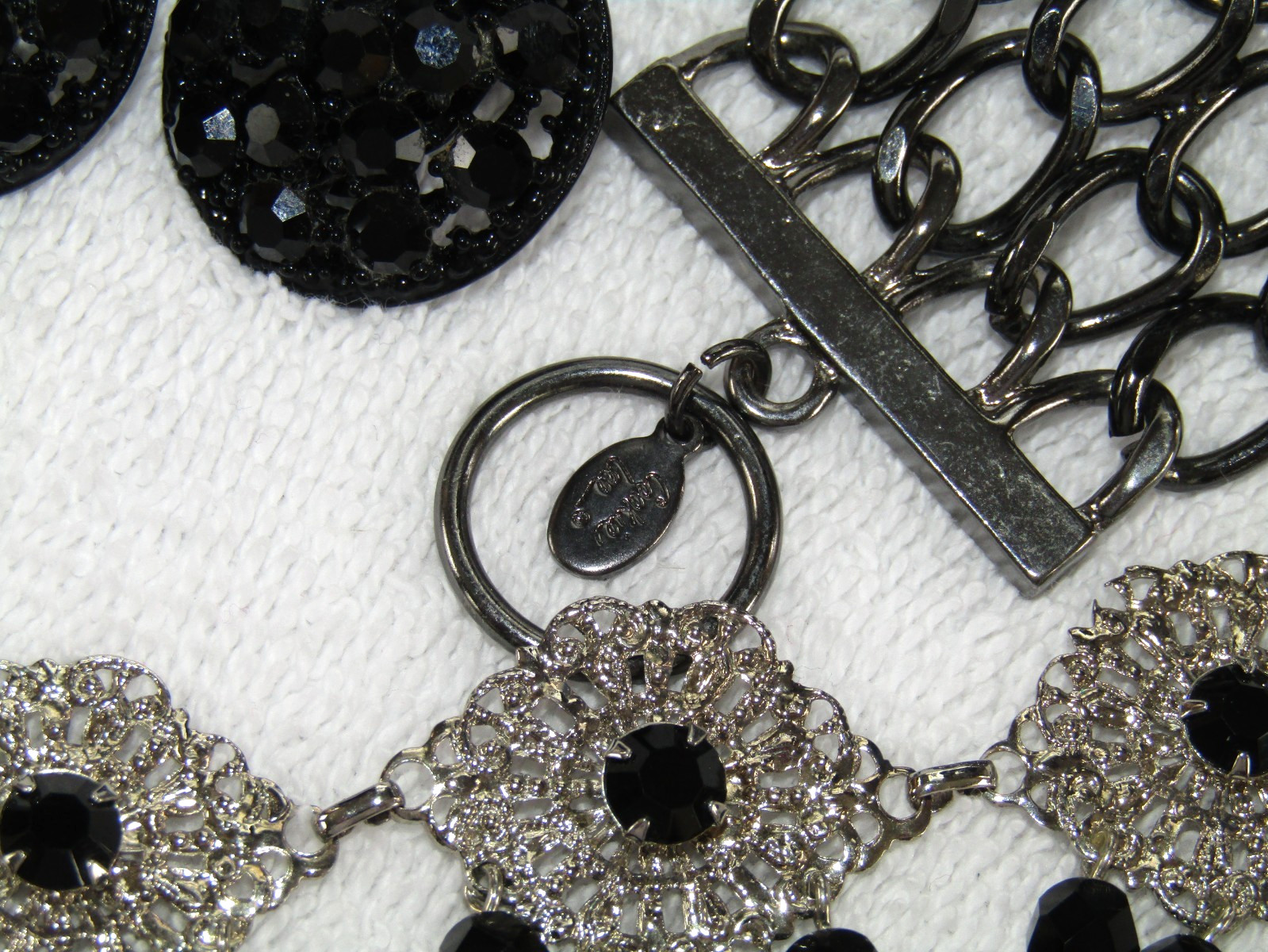 NICE COSTUME JEWELRY WEISS TRIFARI MONET COVENTRY LUCITE RHINESTONE BLACK WHITE