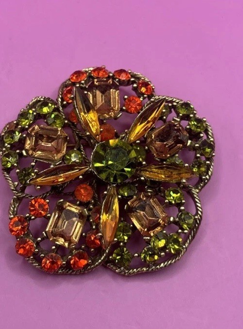 Gorgeous GREEN ORANGE & FAWN Rhinestone Vintage Brooch – PIN Autumn Fall Colors