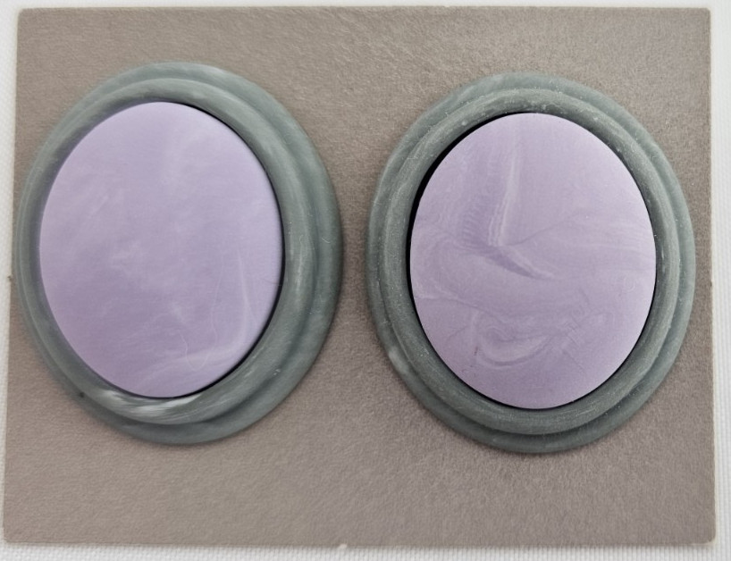 Avon ‘Sunbleached Colors’ Pierced Earrings and Choker Set – Lavender/Blue/Tan
