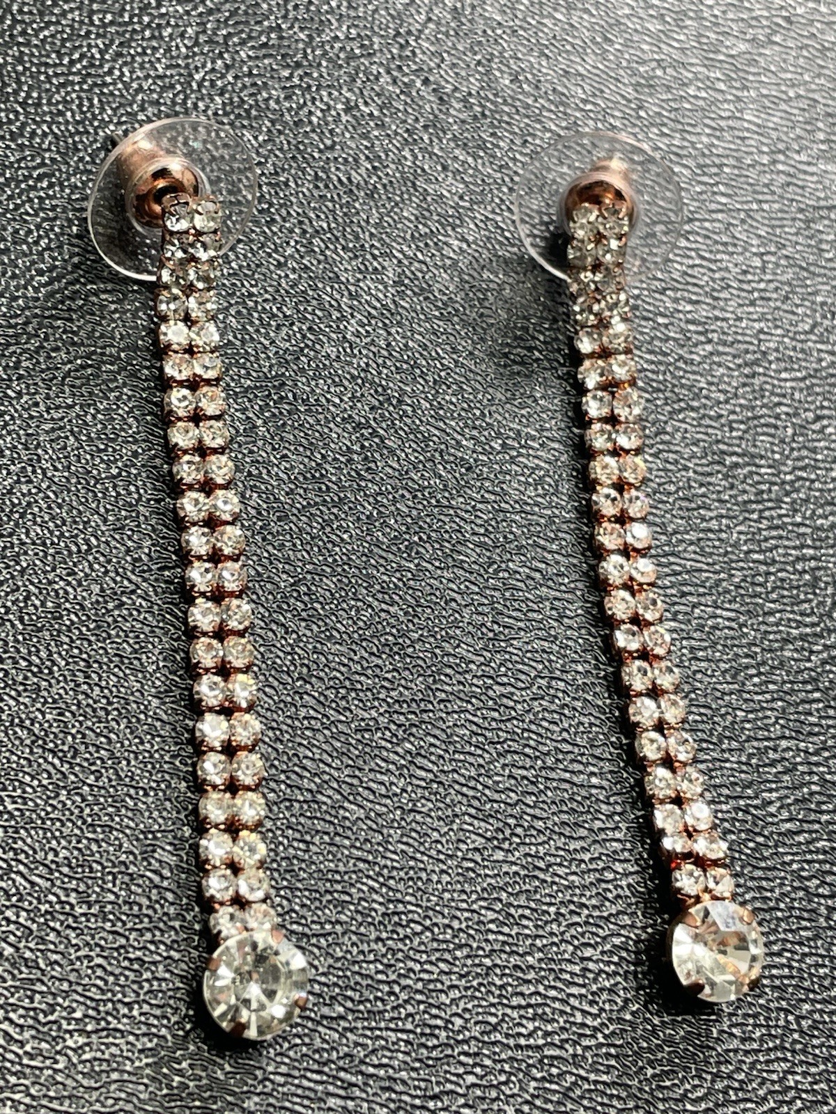 Vintage 2.4” Crystal Rhinestone Rose Gold Colored Metal Dangle Earrings