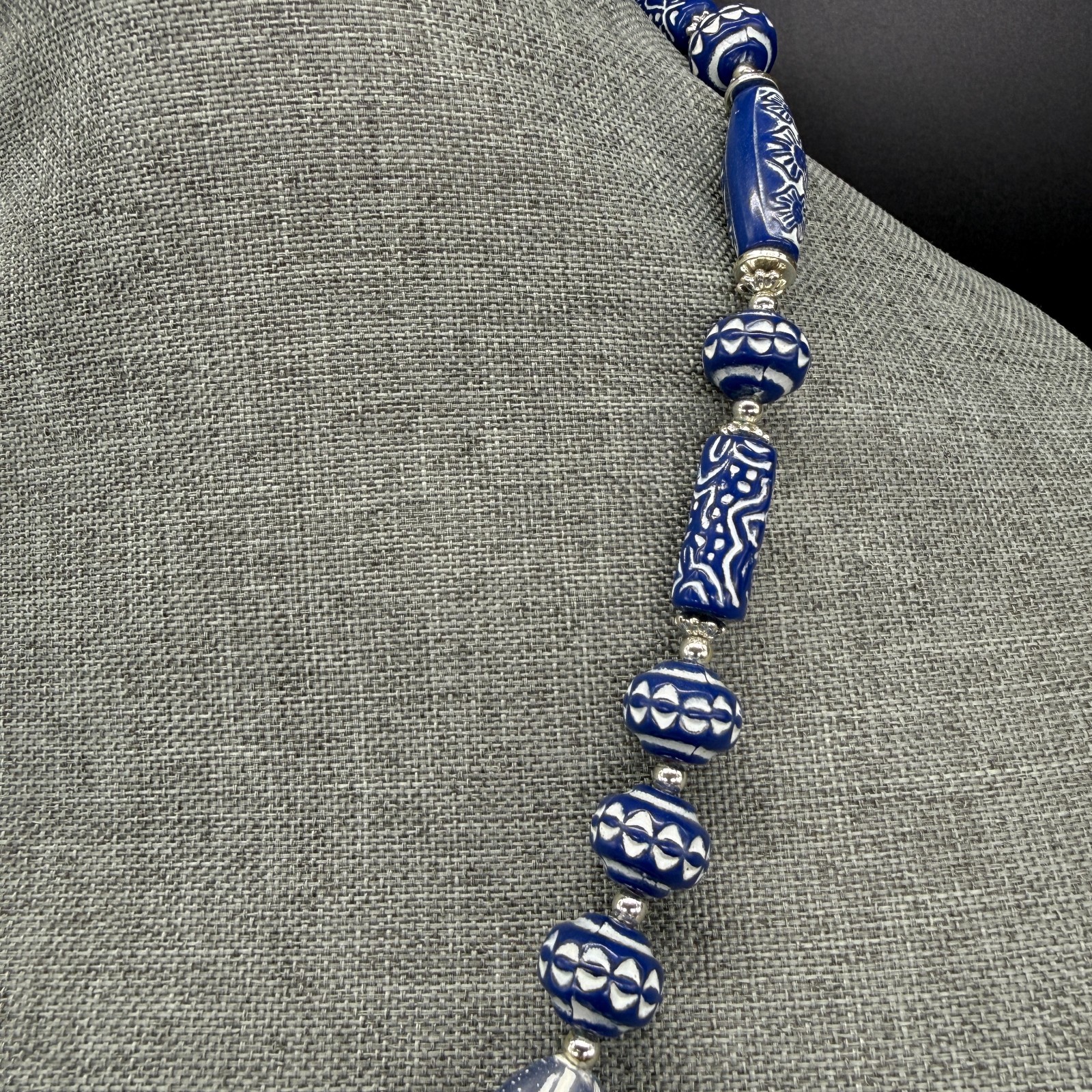 Vintage Necklace Blue White Patterned Beaded 22 Inches