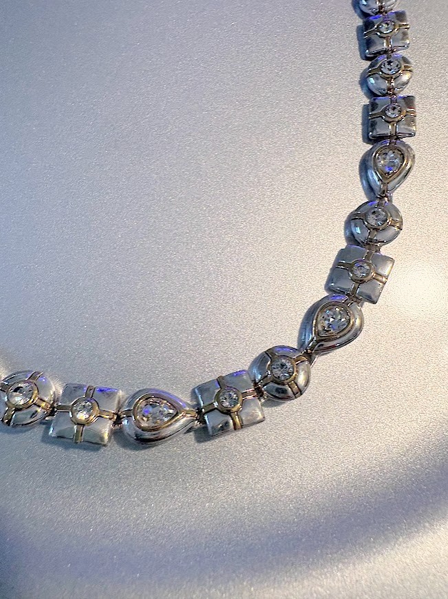 Vintage MONET Signed Two-Tone Silver/Gold Rhinestone Necklace 17″