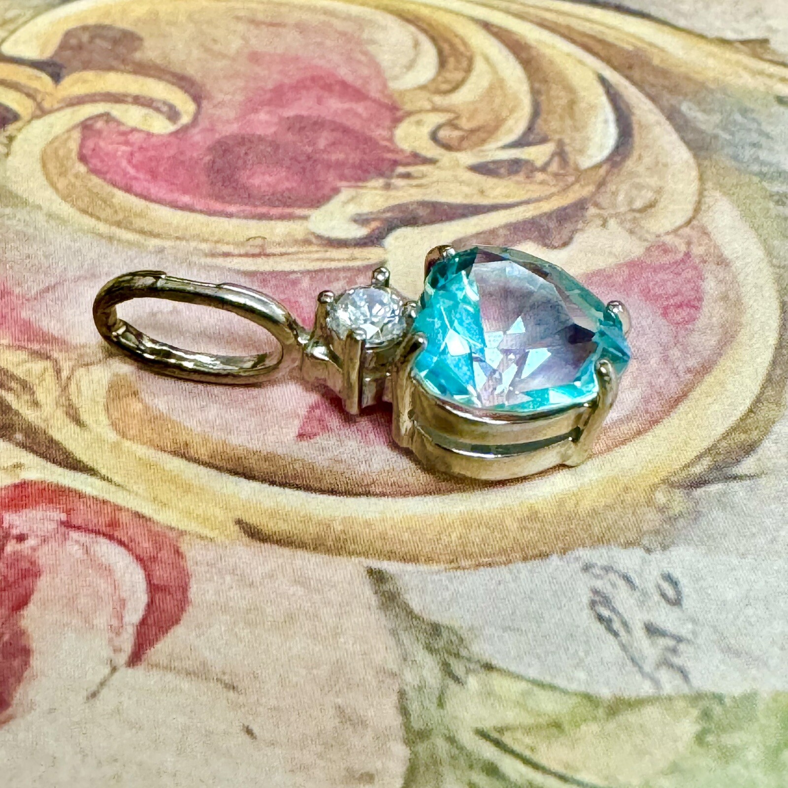 Vintage 585 14K White Gold Blue Topaz Pendant – Eastern European Design -#1223