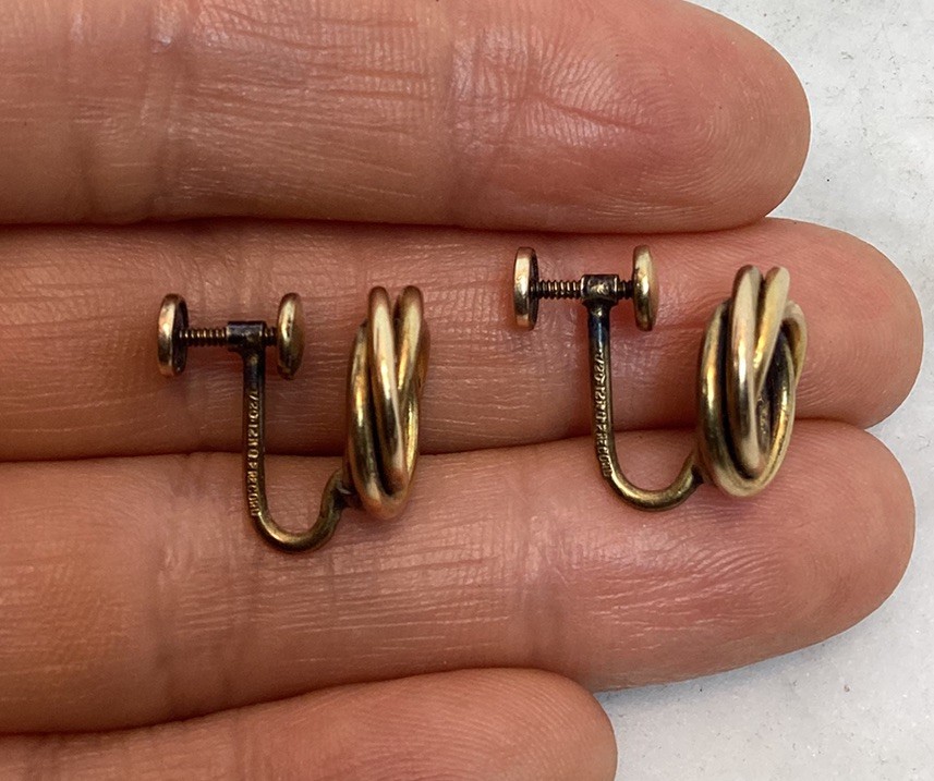 Vintage Antique 12K G.F Gold Filled Love Knot Screw Back Earrings