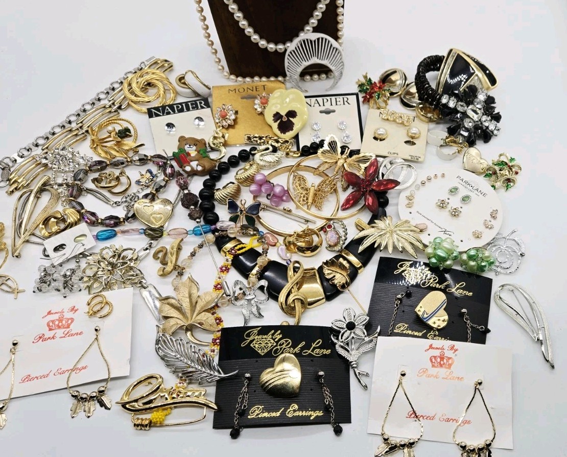Vintage Jewelry Lot Monet Park Lane Trifari Napier Necklace Brooch Earrings 74pc