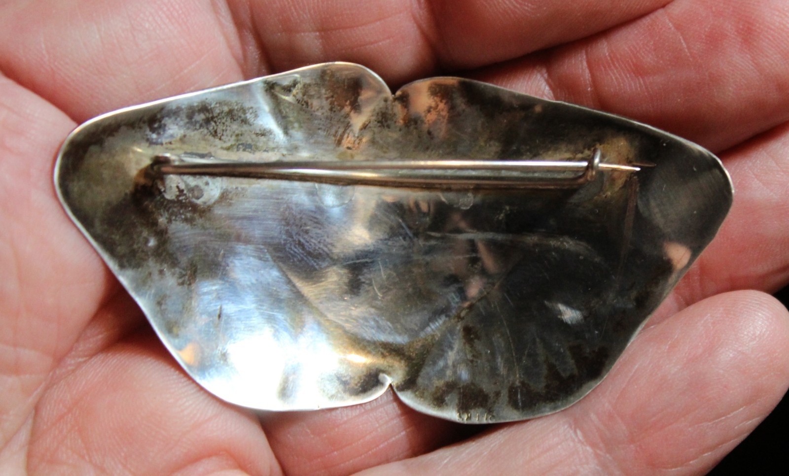 Big ARTS & CRAFTS PERIOD Handmade Sterling Silver & Brass Brooch Pin