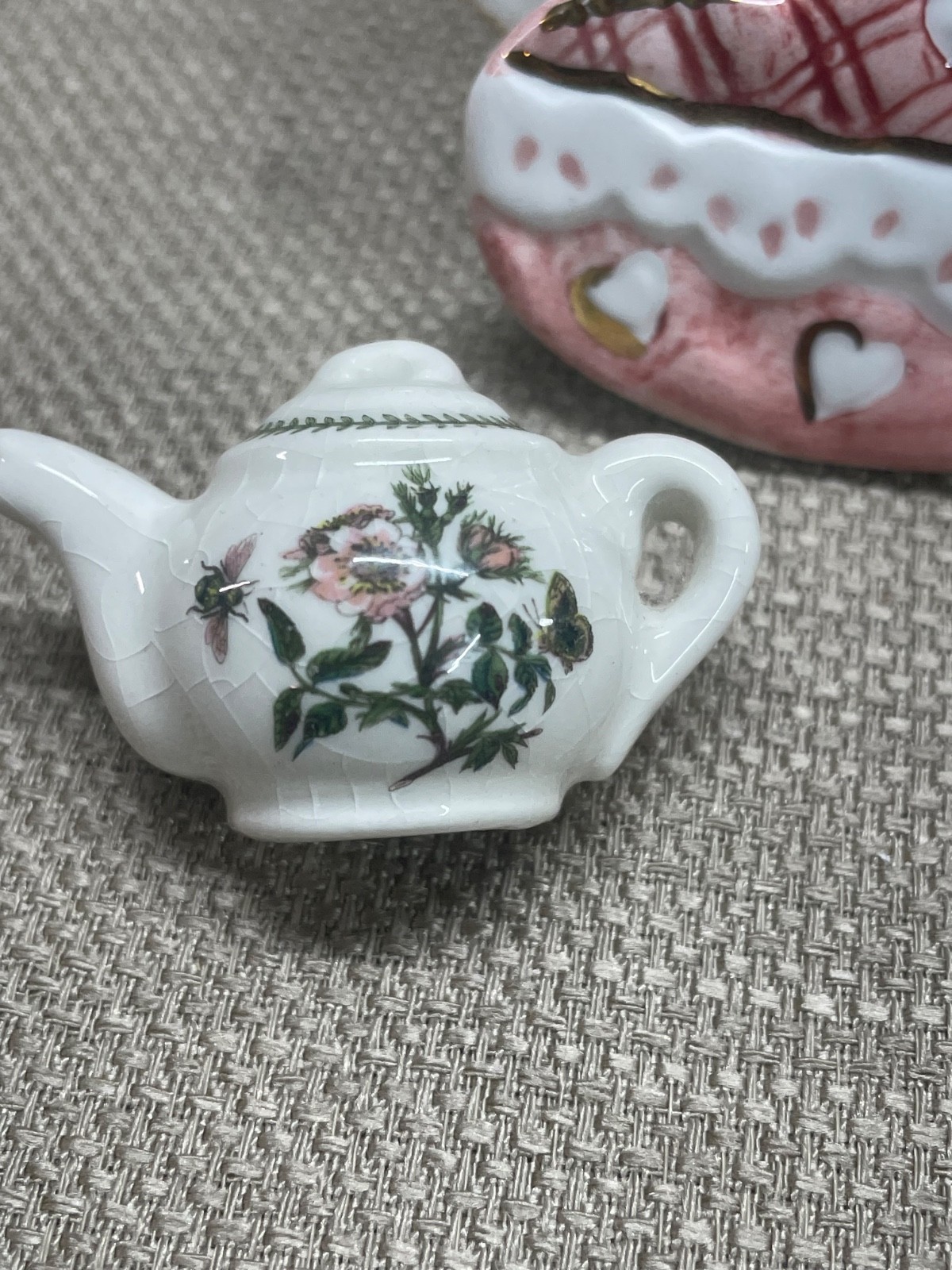 Brooch Pin set 2 ceramic pottery 1 is metal teapot and Heart shapes